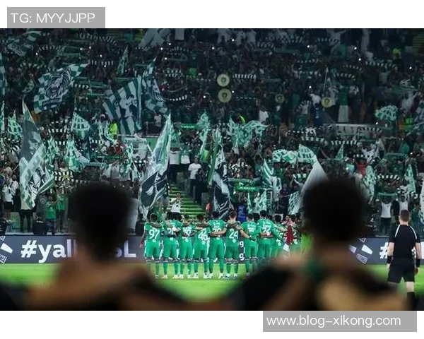 新月接近签下佛罗伦萨后卫马里以替代未果的阿切尔比和德弗里